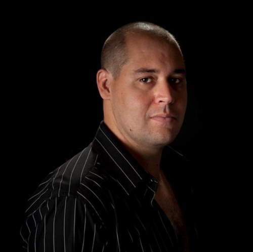 Underpaid boss @ Custom Photo Imaging & Custom Wall Designs