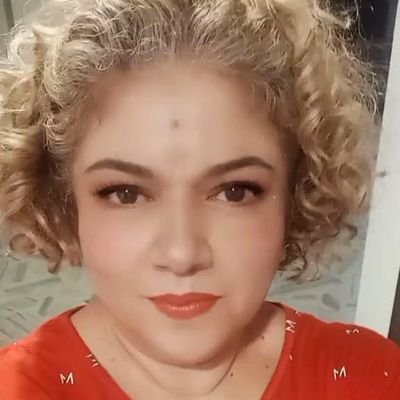 xiomyvinasco's profile picture. Nos han asesinado tantas veces, nos han despojado desde hace años, nos han violentado por décadas.
Hasta que lograron arrancarnos el miedo del alma
#Resistencia