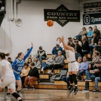 Emmy Lowe (@emmylowe3) 's Twitter Profile