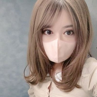 かわいい洋服大好き。完成度低めで加工してます。実物はともかく、清楚に可愛くエロはなし。もっと女装して街を歩きたい!!フォローは、ご自由にどうぞ。露出度高めのかたなど、フォローバックしないこともありますが、お許しください。