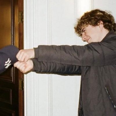 Avlisszxr's profile picture. Chalé 3🔱 Lufa-Lufa💛 ele/dele