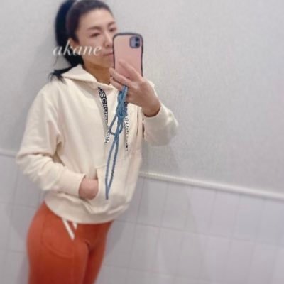 akane🐰/164.5cm/ JBBF👙/人と比べるのが大嫌い♡自分は自分♥️いつも笑顔で♥️女性らしく♥️かっこ綺麗女子目指して♥️イイオンナ風に♥️脳みそ筋肉ですが♥️エロ垢DM❌