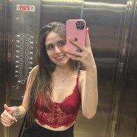 aline (@a__romao) 's Twitter Profile