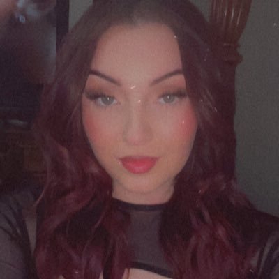 reyreyyyyyyyyy's profile picture. reyrey