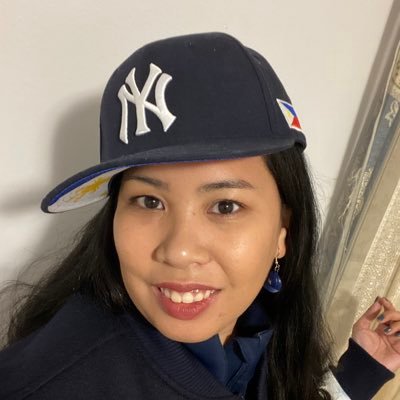 Die hard Yankees fan. Call me Val. Go Yanks! DJ LeMahieu 🤖 and Anthony Volpe 🇵🇭🇮🇹😍Stan! Follow me on IG: Root4TheYanks