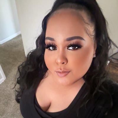 32 💕 Aries ♈️ love wins 🏳️🌈 Dog mom 🐶 Psychology Student 👩🏽🎓 LU