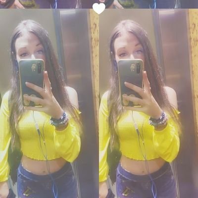 Meeeri1807's profile picture. Mirando con ojos de turista, que ven belleza donde otros ven rutina. 💖