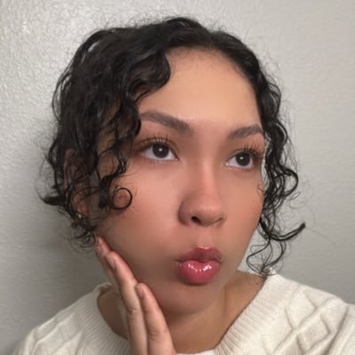 myababaya's profile picture. lol