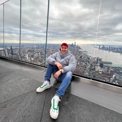 nikotaz11's profile picture. 