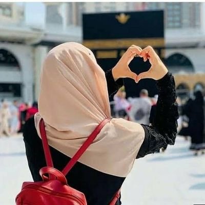 mian_farhan7's profile picture. Living life one moment at a time