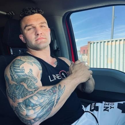 VincentSua37335's profile picture. Am Vincent a marine corps