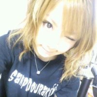ᵐᵉˡᵃⁿⁱᵉ ! ˢᵖᵉᵉᵈʳᵘⁿⁿⁱⁿᵍ ᵉʳᵃ (@dollzd1et) 's Twitter Profile