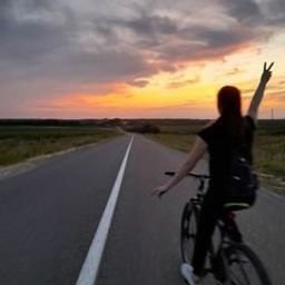 ChanteuseC36507's profile picture. "I'm always up for a good adventure."