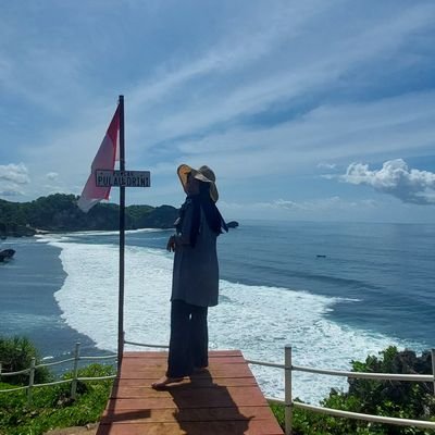 yuning010292's profile picture. 