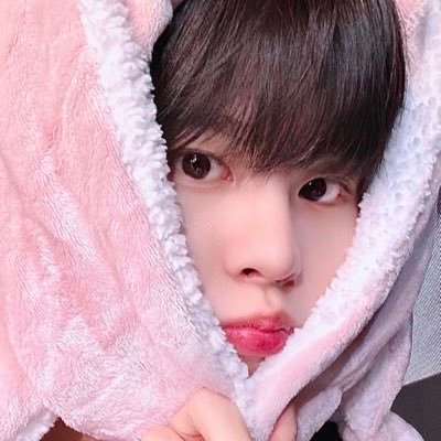 l_y0o's profile picture. 