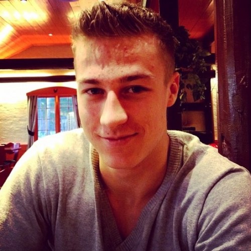 midttume's profile picture. 