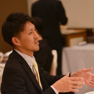 【保育の転職支援】サラリーマン→保育園運営会社へ転職 → 独立/ 給与UPを目的に転職してきた結果やりがいを失う→ 保育でやりがい復活 / 保育園長100人・保育士500人以上と関わってきた経験 / 現在は悩み相談〜転職支援まで / 保育士の転職のこと、保育の知見を呟く🌿