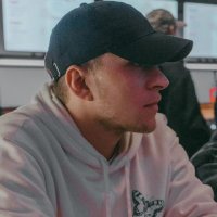 FLINT (@flint_2k) 's Twitter Profile