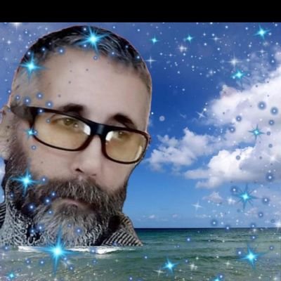 _alpasl's profile picture. kırmızı çizgim vatan 🇹🇷.