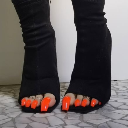 If you like long toenails then hit that follow 👀|Size 6 UK/8 US/39 EU|Link below for exclusive pics & NSFW|