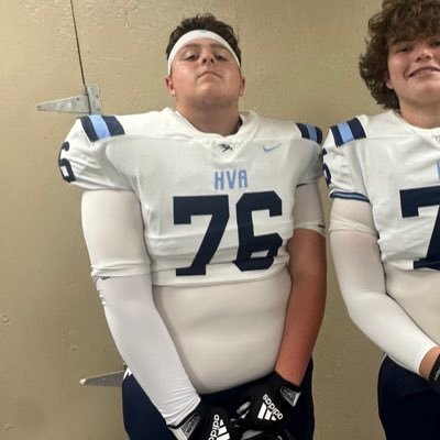 Age: 14 Weight:270 Height:5,11ft /Hardin Valley Academy Lineman/ Freshman Class of 2027 email: cstarnes13@yahoo.com phone: 423-306-0754