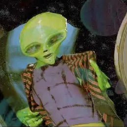 postacidalien's profile picture. everything bagels dude 🇵🇸