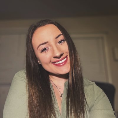 selizreed's profile picture. 