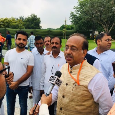 राष्ट्रीय स्वयं सेवक संघ @RSSorg
पूर्व कार्यकारिणी सदस्य @BJYM
उपाध्यक्ष खेलकूद प्रकोष्ठ @bjp4mayurvihr