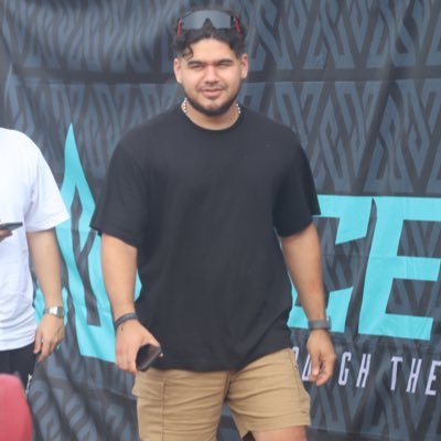 helyjosev's profile picture. intento de streamer…