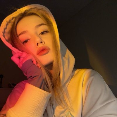 wil_isabellq's profile picture. "Lifestyle & Wellness Blogger: Navigating the journey to holistic well-being through mindful living, self-care tips, and wellness practices.