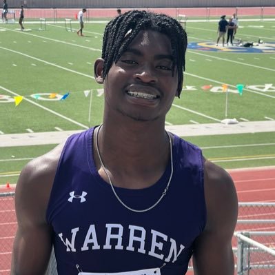 6’2, 170 | CB | 4’47 40yd | 21’37 200m | |10:52 100m | 24’ Earl Warren HS | 3.7gpa Email:rossnick063@gmail.com | varsity Track and Football |