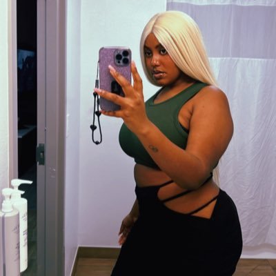 lilasimonee Profile Picture