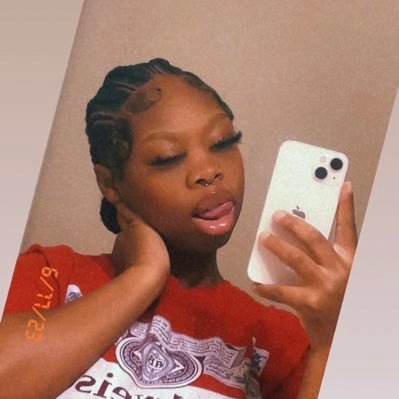 missXxotic's profile picture. judgement free zone…get with the program or move along😘