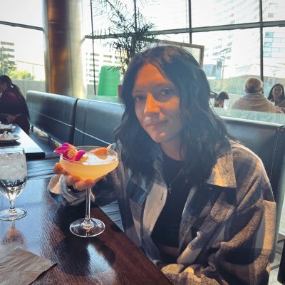 emm_mckenzie's profile picture. 💃🏽