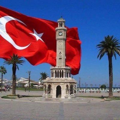 Mustafa Kemâl Atatürk, bir TürkMilliyetçisi'dir. Atatürk’ün deyimi ile, “Ne Mutlu Türk’üm Diyene”sözü millî benliğimizin bir ifadesidir