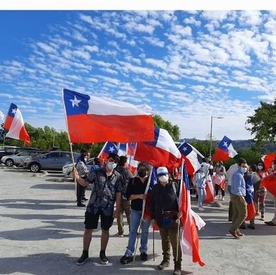 👩🏫 Chillaneja😍Enseño a leer y escribir, viajar🛴🚜🚙🚍🚒🚂🛫🌻🌻🌻🇨🇱🇪🇸🇮🇪🇮🇱
UN MAESTRO TOCA LA MANO, ABRE UNA MENTE Y TOCA EL CORAZÓN. (anónimo)