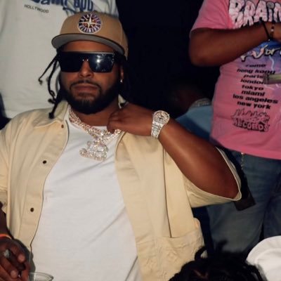 I retweet and tweet about what interests me. Mainly funny shit, music & sports | The Highest Human Act Is To Inspire💫 | ΩΨΦ | IG: 1ACEJB