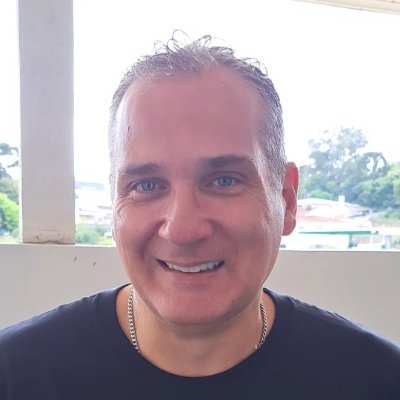 Graduado em Análise de Sistemas e MBA em Gestão de projetos, há mais de 20 anos ajudo empresas e profissionais liberais a solucionarem problemas de tecnologia.