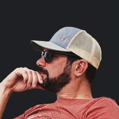 designxtk's profile picture. Freelance designer/developer
