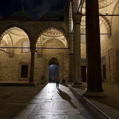 ylmzz_k's profile picture. 