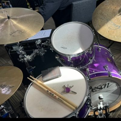 AzusaR2's profile picture. 🇹🇼台湾人 ｜ 🥁ドラマー ｜ ゲーマー ｜ 虹コン｜ ⏰日本語を勉強します…… 1️⃣隈本茉莉奈(@kumamoto_marina) / 🌞的場華鈴(@matoba_karin)