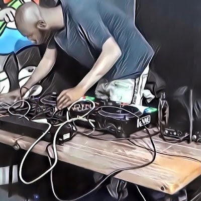 he’s a Dj /chef/porn star professional pussy eater… collabs is welcome