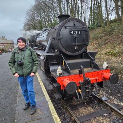 Hi Im Chris I'm into Steam Trains,big fan of the KWVR & NYMR . I'm on YouTube  Please Subscribe to https://t.co/XBdx3jjDip