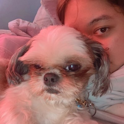 cocacoleen's profile picture. walking pile of a panic attack 🤠