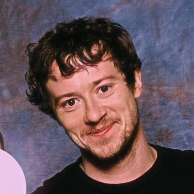 FAN ACCOUNT! fan of the utterly joyful, naughty, fun, sexy, elegant, cool and gentleman Joseph Quinn since 2022! brazilian girl 🇧🇷