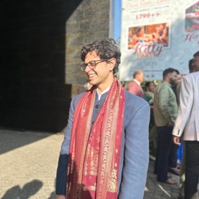 PhD Candidate @UniMelb Geog studying young ppl and urban neighborhoods | interests: social media, indian politics | Previously at @CPR_India I YIF '20 | 🏳️‍🌈