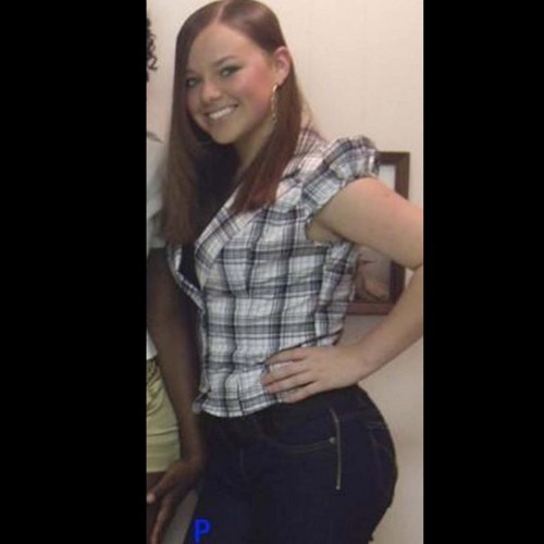 _JohnJohnGirl_'s profile picture. Name is Ali Johnson! I'm 20! #TeamThickWhiteGirl #TeamIDGAF Follow me though! :)