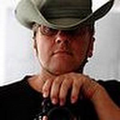 suomivuori26054's profile picture. Dubito, ergo sum.