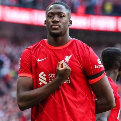 HasnainLfc's profile picture. Best french cb ever