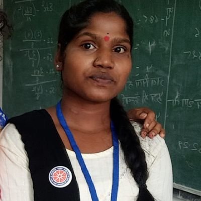 हिम्मत मत खोना अभी बहुत आगे जाना है, जिंहोने कहा था तेरे बस का नहीं है उनको भी करके दिखाना है......!!!!